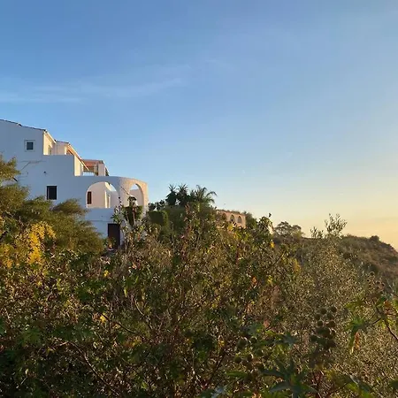 Faramondos Naturehouse