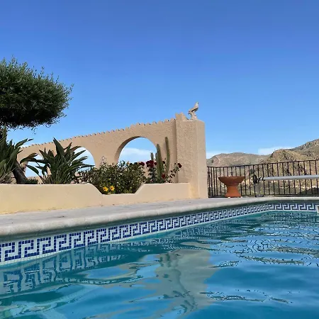 Faramondos Naturehouse Villa